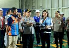 Polri-dan-PT-Pelni-Saling-Apresiasi-dalam-Misi-Kemanusiaan-Penanganan-Bencana-di-Aceh-Sumut-dan-Sumbar