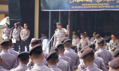Kakor-Sabhara-Baharkam-Polri-Cek-Kesiapan-Personel-Ops-Mantap-Brata