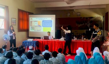 Kembangkan-Sayap-Kampung-Bebas-Dari-Narkoba-Polrestabes-Surabaya-Kunjungi-SMPN-56