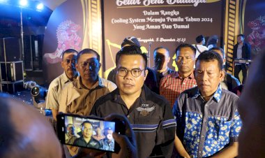 Gelar-Seni-Budaya-Kapolres-Trenggalek-Ajak-Masyarakat-Sukseskan-Pemilu-Damai