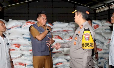 Pastikan-Stok-Beras-Aman-Selama-Ramadhan,-Kapolres-Sumenep-Cek-Gudang-Bulog