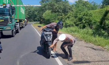 Mudik-Lebaran,-Polisi-di-Situbondo-Siapkan-Layanan-Patroli-Tambal-Ban-Gratis-di-Jalur-Hutan-Baluran