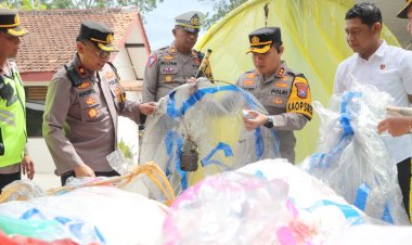 Lebaran-Ketupat-Polres-Trenggalek-Amankan-135-Balon-Udara
