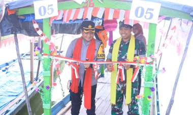 Dukung-Industri-Pariwisata-Polres-Ngawi-Gelar-Lomba-Hias-Perahu-di-Waduk-Sangiran-di-Hari-Bhayangkara-ke-–-78