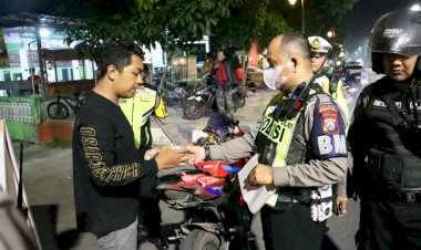 Patroli-Skala-Besar-TNI---Polri-Jaga-Sitkamtibmas-di-Kota-Mojokerto-Jelang-1-Muharam