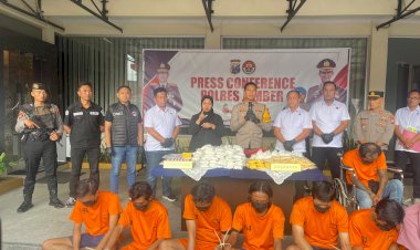 Polres-Jember-Berhasil-Ungkap-Pengiriman-Ratusan-Ribu-Butir-Okerbaya,-8-Tersangka-Diamankan