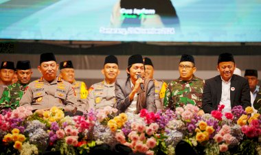 Kapolri-dan-Panglima-TNI-Hadiri-Doa-Lintas-Agama-di-Semarang