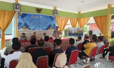 Jelang-Nataru-Polres-Bondowoso-Gencarkan-Sosialisasi-Tertib-Berlalu-Lintas