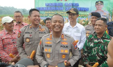 Polres-Mojokerto-Panen-Raya-Jagung-Hasil-Olah-Lahan-Tidur-untuk-Ketahanan-Pangan