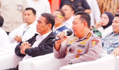 Kapolri-Mentan-Tinjau-Gudang-Bulog-Tanete,-Cek-Kesiapan-Tampung-dan-Jaga-Kualitas-Pangan