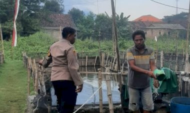 Polisi-Sidoarjo-Dukung-Ketahanan-Pangan-Desa-Gempolsari-dengan-Budidaya-Ikan-Nila
